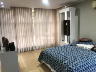 Casa de Condomínio Para Alugar com 3 quartos sendo 3 suítes no bairro Santa Mônica em Feira De Santana