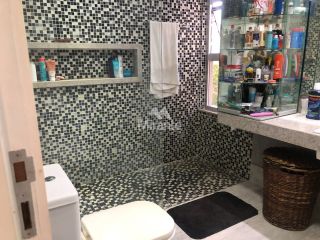 Casa de Condomínio Para Alugar com 3 quartos sendo 3 suítes no bairro Santa Mônica em Feira De Santana