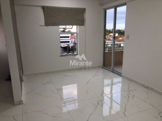 Apartamento Para Vender com 1 quartos sendo 1 suíte no bairro Santa Mônica em Feira De Santana