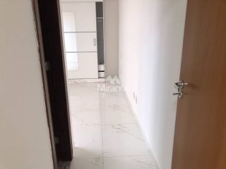 Apartamento Para Vender com 1 quartos sendo 1 suíte no bairro Santa Mônica em Feira De Santana