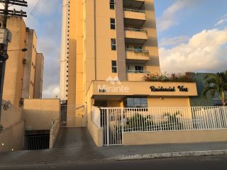 Apartamento Para Vender com 1 quartos sendo 1 suíte no bairro Santa Mônica em Feira De Santana