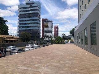 Casa Para Vender com 7 quartos 1 suíte no bairro Centro em Feira De Santana