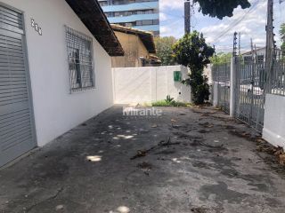 Casa Para Vender com 7 quartos 1 suíte no bairro Centro em Feira De Santana