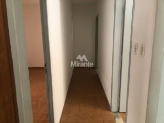 Casa Para Vender com 7 quartos 1 suíte no bairro Centro em Feira De Santana