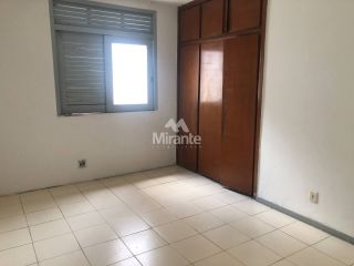 Casa Para Vender com 7 quartos 1 suíte no bairro Centro em Feira De Santana