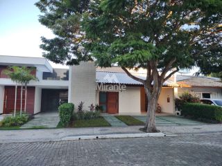 Casa de Condomínio Para Vender com 3 quartos 3 suítes no bairro Lagoa Salgada em Feira De Santana