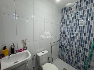 Casa Para Alugar com 3 quartos sendo 1 suíte no bairro Brasília em Feira De Santana