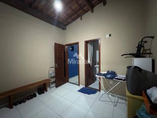 Casa Para Alugar com 3 quartos sendo 1 suíte no bairro Brasília em Feira De Santana