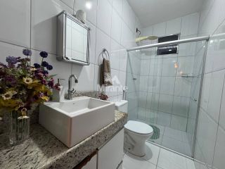Casa Para Alugar com 3 quartos sendo 1 suíte no bairro Brasília em Feira De Santana