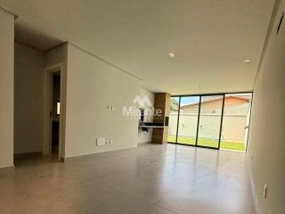 Casa Para Vender com 4 quartos 3 suítes no bairro Sim em Feira De Santana