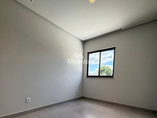 Casa Para Vender com 4 quartos 3 suítes no bairro Sim em Feira De Santana