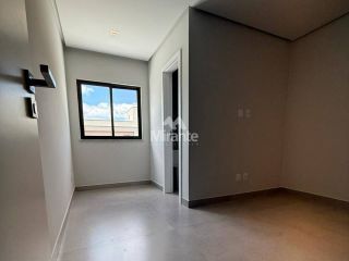 Casa Para Vender com 4 quartos 3 suítes no bairro Sim em Feira De Santana