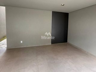 Casa Para Vender com 4 quartos 3 suítes no bairro Sim em Feira De Santana