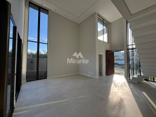 Casa de Condomínio Para Vender com 3 quartos sendo 3 suítes no bairro Sim em Feira De Santana