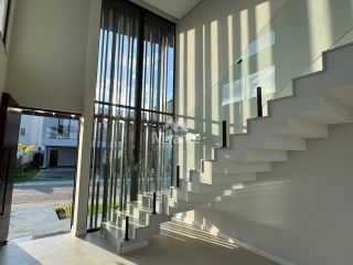 Casa de Condomínio Para Vender com 3 quartos sendo 3 suítes no bairro Sim em Feira De Santana