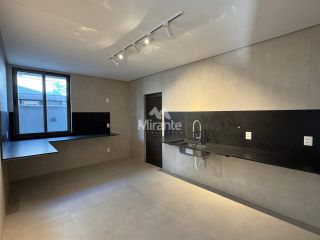 Casa de Condomínio Para Vender com 3 quartos sendo 3 suítes no bairro Sim em Feira De Santana