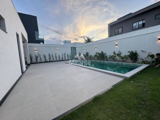 Casa de Condomínio Para Vender com 3 quartos sendo 3 suítes no bairro Sim em Feira De Santana