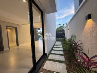 Casa de Condomínio Para Vender com 3 quartos sendo 3 suítes no bairro Sim em Feira De Santana