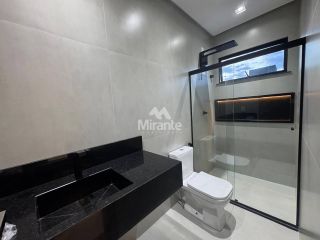 Casa de Condomínio Para Vender com 3 quartos sendo 3 suítes no bairro Sim em Feira De Santana