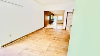 Casa de Condomínio Para Alugar com 3 quartos sendo 1 suíte no bairro Sim em Feira De Santana