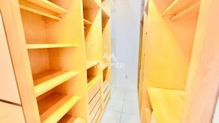 Casa de Condomínio Para Alugar com 3 quartos sendo 1 suíte no bairro Sim em Feira De Santana