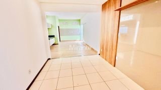 Casa de Condomínio Para Alugar com 3 quartos sendo 1 suíte no bairro Sim em Feira De Santana