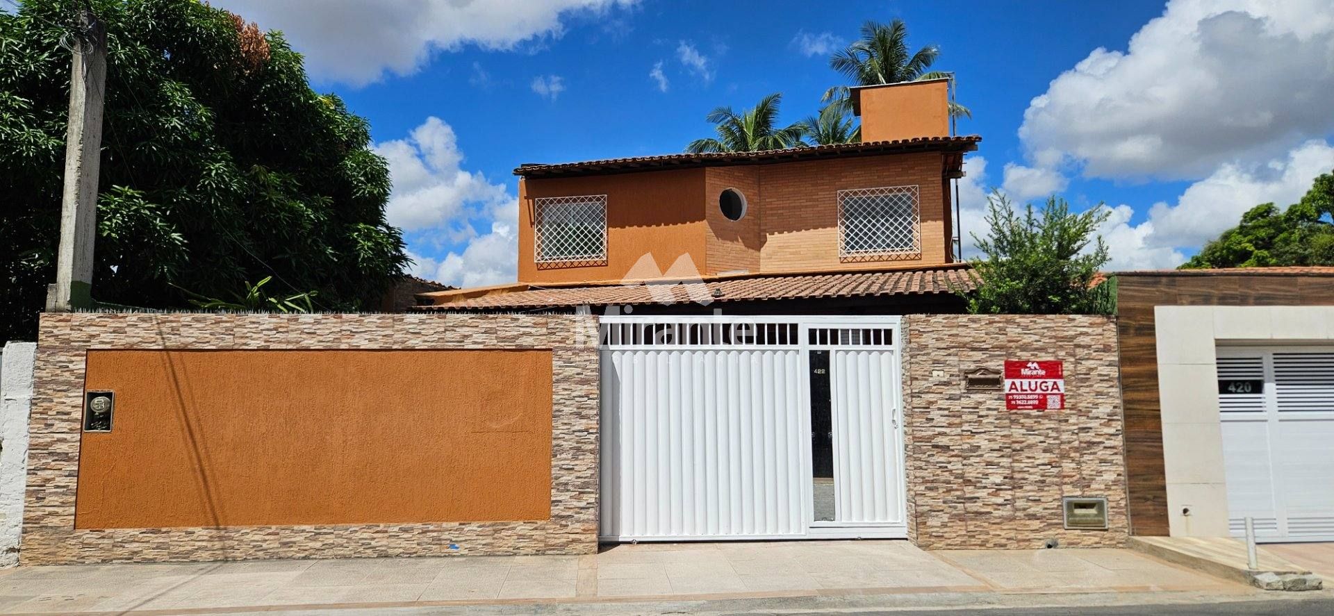 Casa Para Alugar com 3 quartos sendo 3 suítes no bairro Parque Getúlio Vargas em Feira De Santana