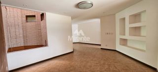 Casa Para Alugar com 3 quartos sendo 3 suítes no bairro Parque Getúlio Vargas em Feira De Santana