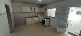 Casa Para Vender com 5 quartos sendo 2 suítes no bairro Capuchinhos em Feira De Santana