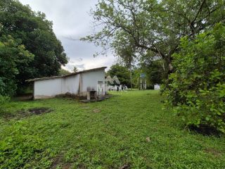 Sítio Para Vender com 4 quartos sendo 2 suítes no bairro Oliveira dos Campinhos em Santo Amaro