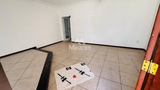 Casa Para Alugar com 3 quartos sendo 1 suíte no bairro Ponto Central em Feira De Santana