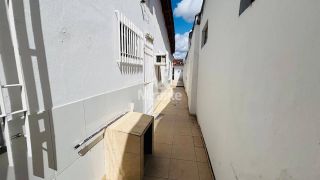 Casa Para Alugar com 3 quartos sendo 1 suíte no bairro Ponto Central em Feira De Santana