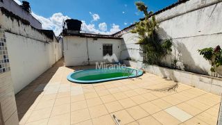 Casa Para Alugar com 3 quartos sendo 1 suíte no bairro Ponto Central em Feira De Santana