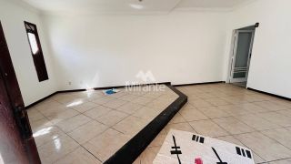 Casa Para Alugar com 3 quartos sendo 1 suíte no bairro Ponto Central em Feira De Santana