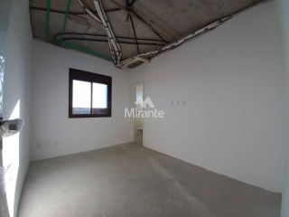 Apartamento Para Vender com 3 quartos, sendo 3 suítes no bairro Santa Mônica em Feira De Santana