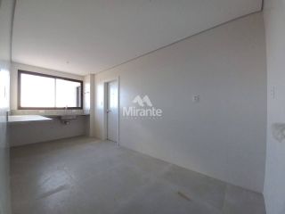 Apartamento Para Vender com 3 quartos, sendo 3 suítes no bairro Santa Mônica em Feira De Santana