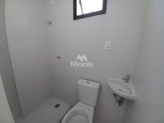 Apartamento Para Vender com 3 quartos, sendo 3 suítes no bairro Santa Mônica em Feira De Santana