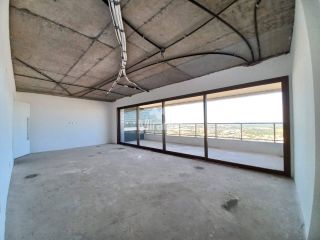 Apartamento Para Vender com 3 quartos, sendo 3 suítes no bairro Santa Mônica em Feira De Santana