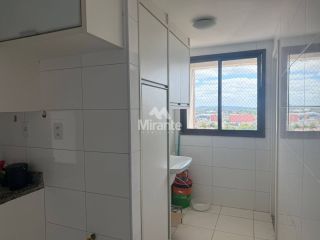 Apartamento Para Alugar com 3 quartos sendo 1 suíte no bairro Santa Mônica em Feira De Santana