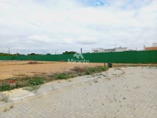 Lote / Terreno de Condomínio Para Vender no bairro Sim em Feira De Santana