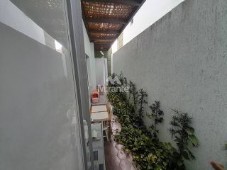 Casa de Condomínio Para Vender com 3 quartos sendo 3 suítes no bairro jomafa em Feira De Santana