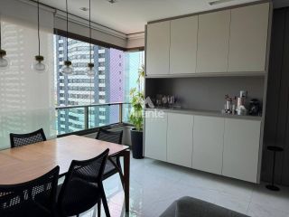 Apartamento Para Vender com 3 quartos sendo 1 suíte no bairro Santa Mônica em Feira De Santana