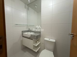 Apartamento Para Alugar com 3 quartos sendo 3 suítes no bairro Santa Mônica em Feira De Santana