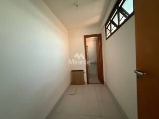 Apartamento Para Alugar com 3 quartos sendo 3 suítes no bairro Santa Mônica em Feira De Santana