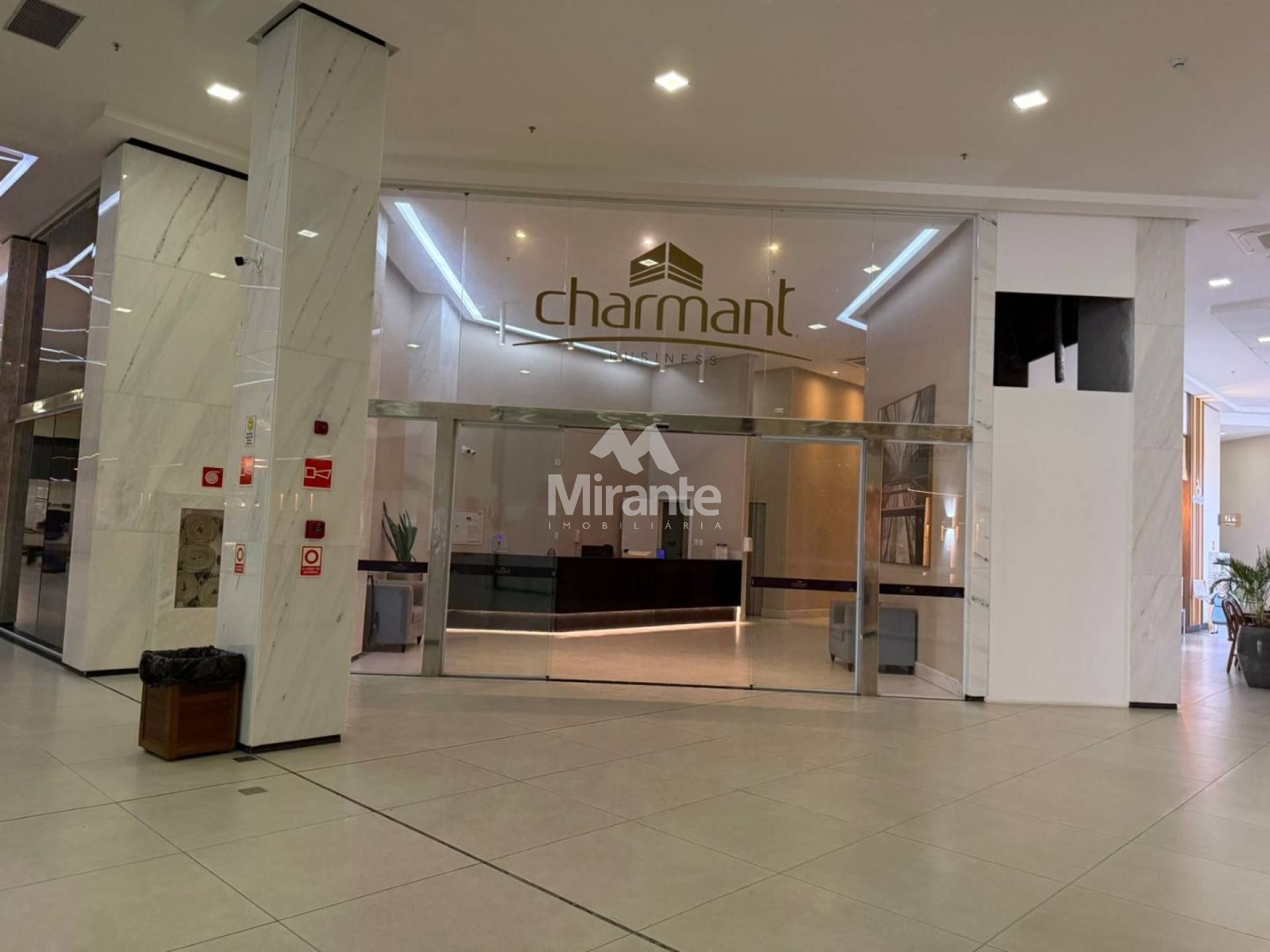 Sala Comercial Para Vender no bairro São João em Feira De Santana