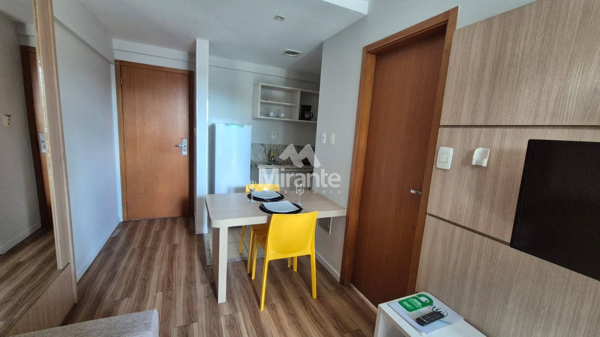 Apartamento Para Alugar com 1 quarto no bairro Capuchinhos em Feira De Santana