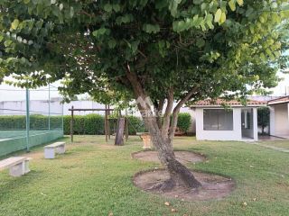 Casa de Condomínio Para Alugar com 2 quartos sendo 2 suítes no bairro Sim Feira De Santana