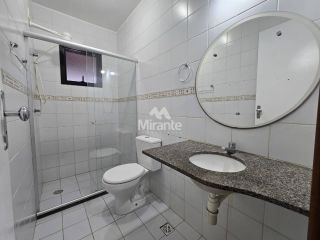 Casa de Condomínio Para Alugar com 2 quartos sendo 2 suítes no bairro Sim Feira De Santana