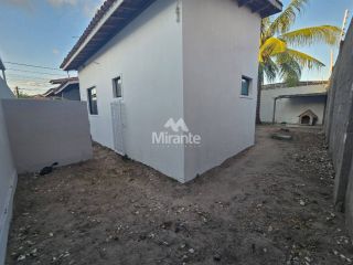 Casa de Condomínio Para Alugar com 2 quartos sendo 2 suítes no bairro Sim Feira De Santana