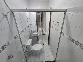 Casa de Condomínio Para Alugar com 2 quartos sendo 2 suítes no bairro Sim Feira De Santana